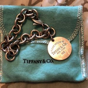 Tiffany & co Return to Tiffany Round Tag Bracelet